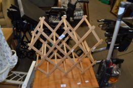 FOLDING WINE RACK