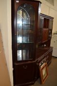 MODERN MAHOGANY EFFECT CORNER DISPLAY CABINET, 183CM HIGH