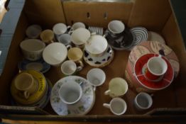 BOX OF MIXED COFFEE CUPS AND SAUCERS AND OTHER MIXED WARES