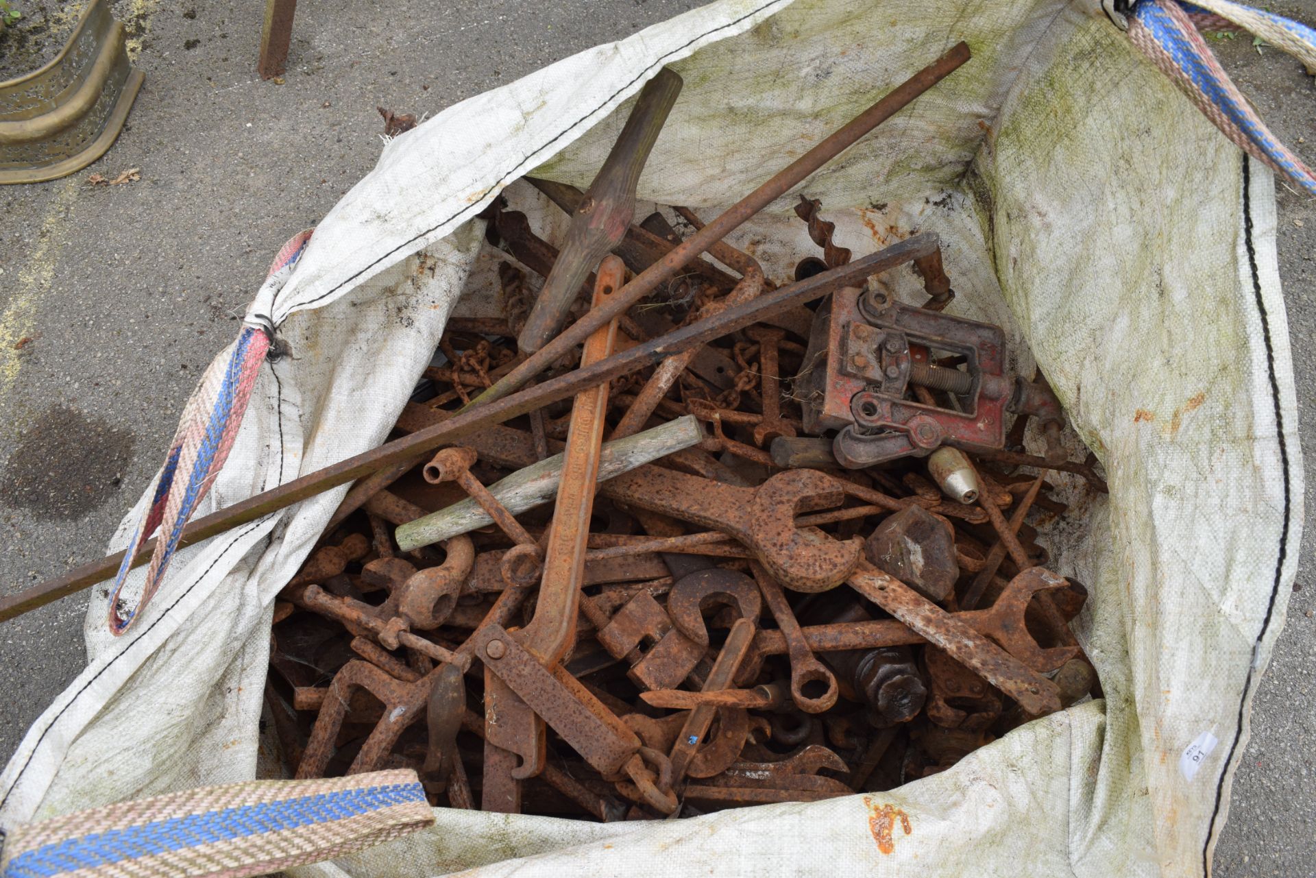 LARGE QTY OF BLACKSMITHS TOOLS - Image 2 of 2