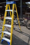 WERNER 5-RUNG ELECTRICIANS STEPLADDER