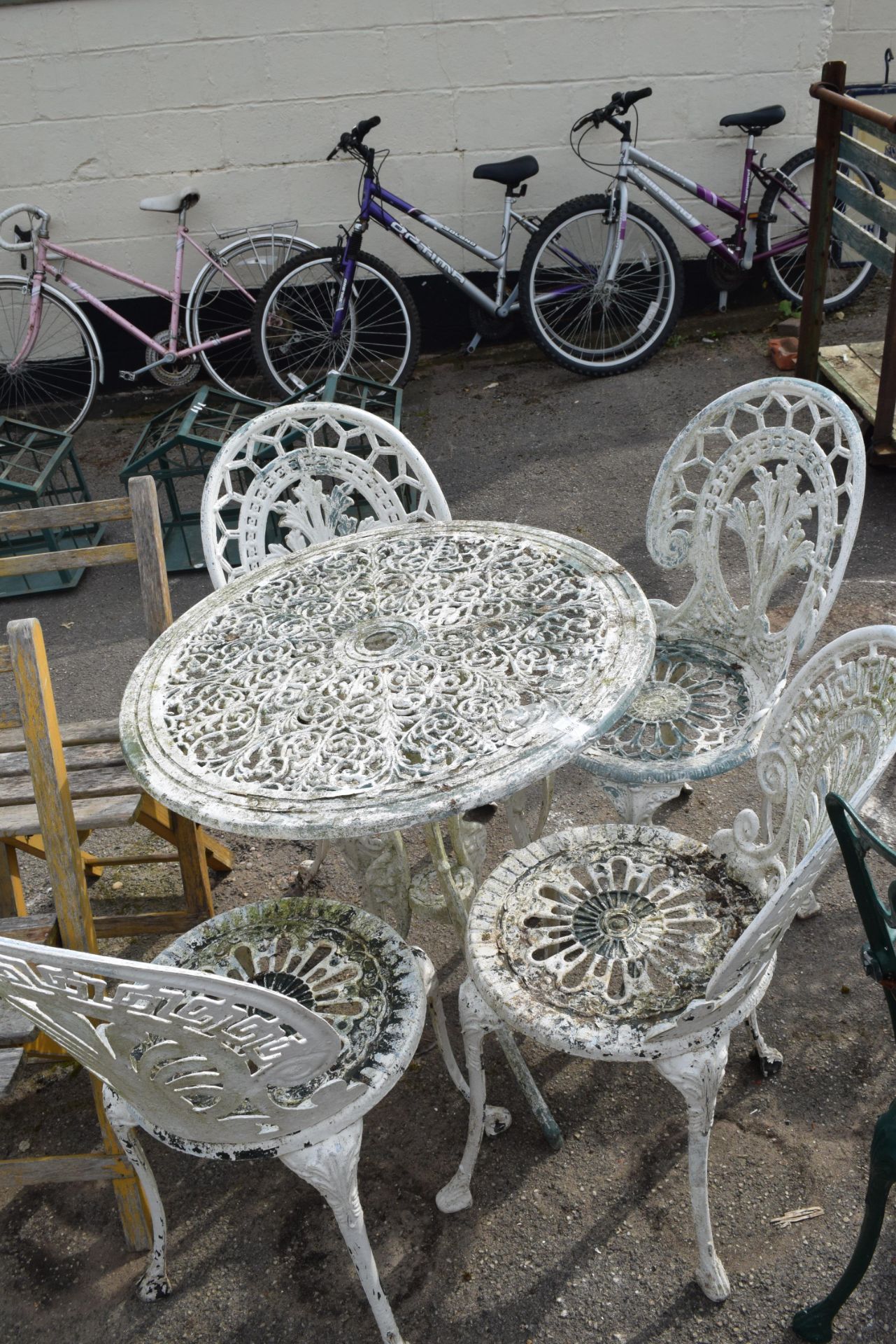 ALUMINIUM GARDEN DINING SET WITH FOUR CHAIRS