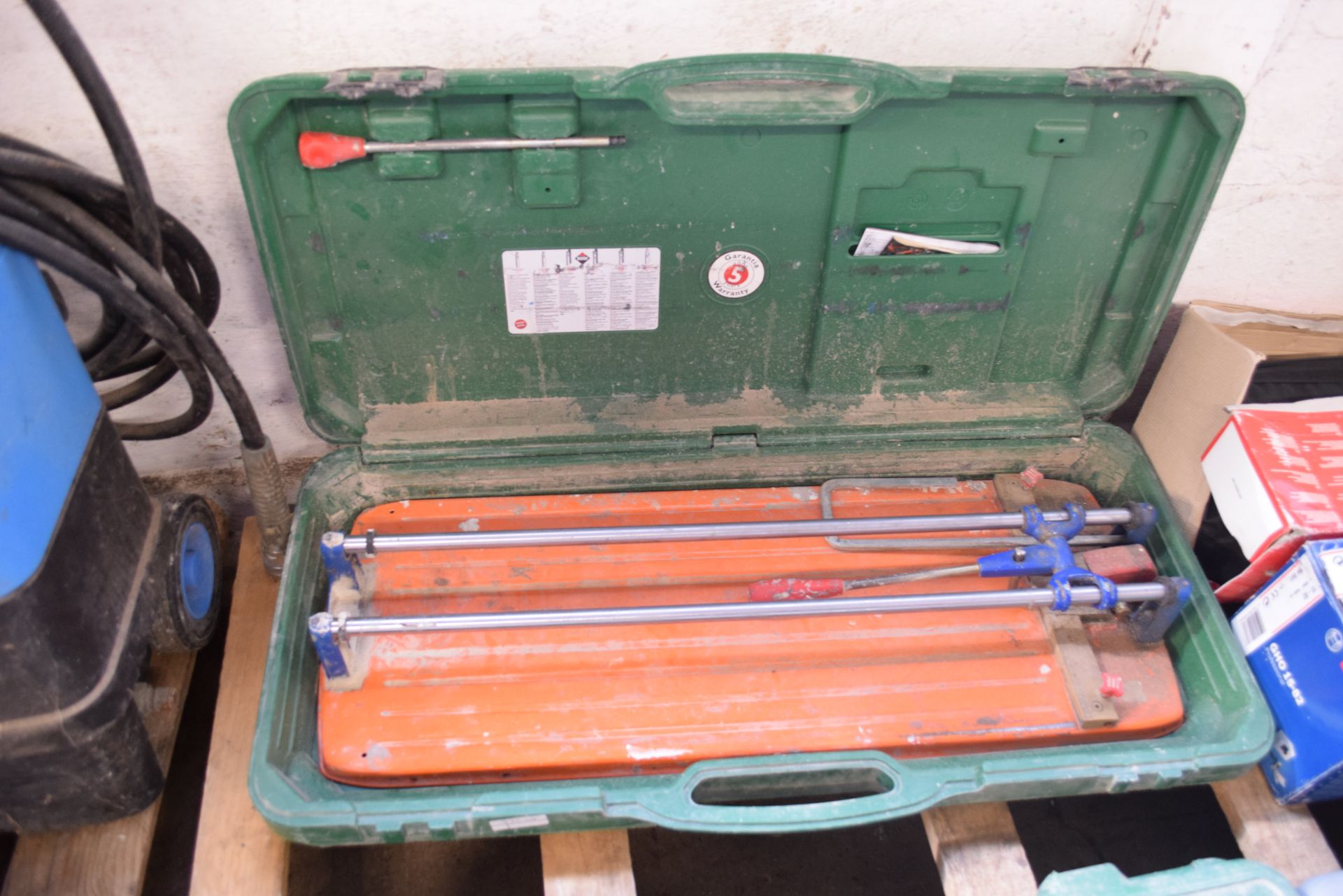 RUBI TILE CUTTER