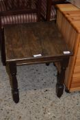 SMALL OAK OCCASIONAL TABLE, 46CM WIDE