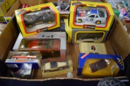 MIXED LOT OF BOXED TOY CARS TO INCLUDE BURAGO AND OTHERS