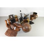 MIXED LOT COMPRISING VARIOUS WARES TO INCLUDE COPPER TANKARDS, VINTAGE AA BADGE, SHOE STRETCHERS,