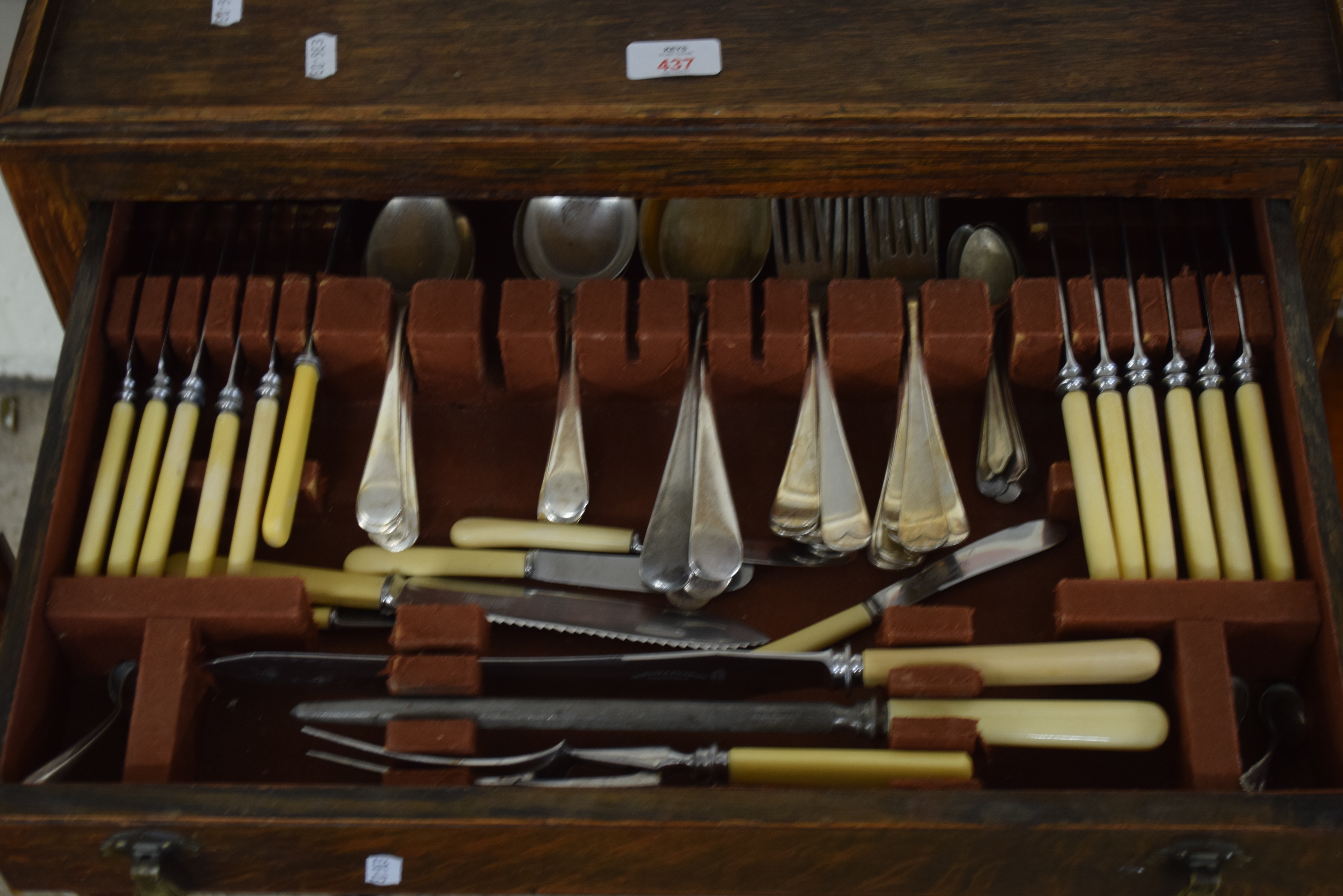 EARLY 20TH CENTURY OAK CUTLERY CANTEEN CONTAINING STEEL AND SILVER PLATED CUTLERY, 56CM WIDE - Image 2 of 2