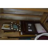 MIXED LOT OF PICTURE FRAMES