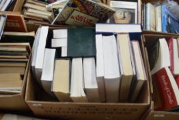 BOX OF BOOKS TO INCLUDE TIMETABLES OF HISTORY, CHRISTOPHER LLOYD PICTURE HISTORY OF ART ETC