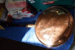 VICTORIAN COPPER BED WARMING PAN WITH TURNED WOODEN HANDLE