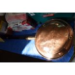 VICTORIAN COPPER BED WARMING PAN WITH TURNED WOODEN HANDLE