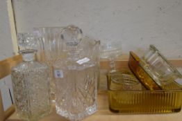 MIXED LOT OF GLASS DECANTERS, BOWLS ETC