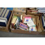 BOX OF MIXED NOVELS INCLUDING JEFFERY ARCHER COLLECTION, MICHAEL BOND PADDINGTON BOOKS