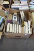 BOX OF MIXED BOOKS TO INCLUDE A COLLECTION OF WINSTON CHURCHILL'S THE SECOND WORLD WAR AND OTHER WAR