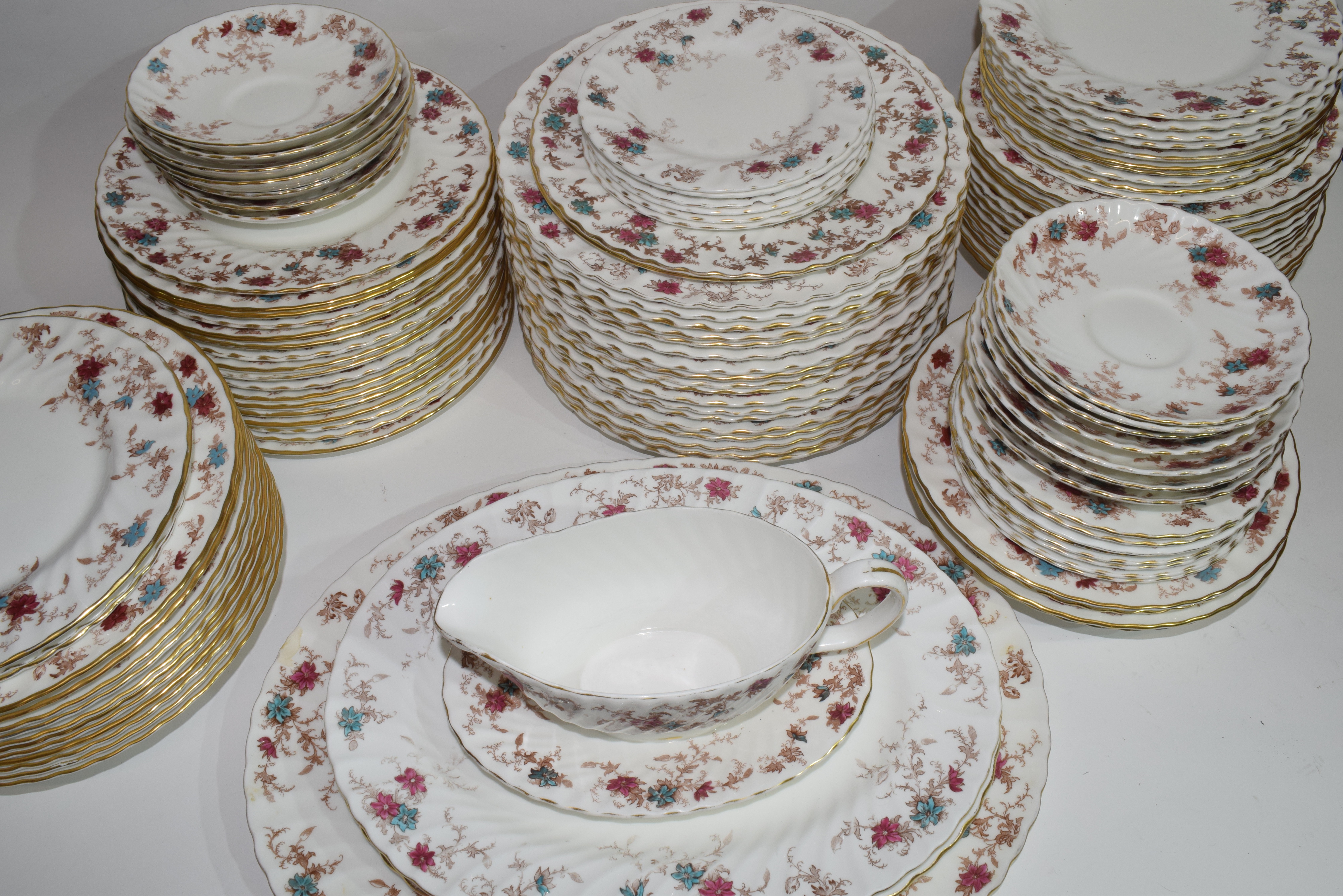 An extensive dinner service by Minton in the Ancestral pattern comprising several hundred pieces - Image 2 of 6