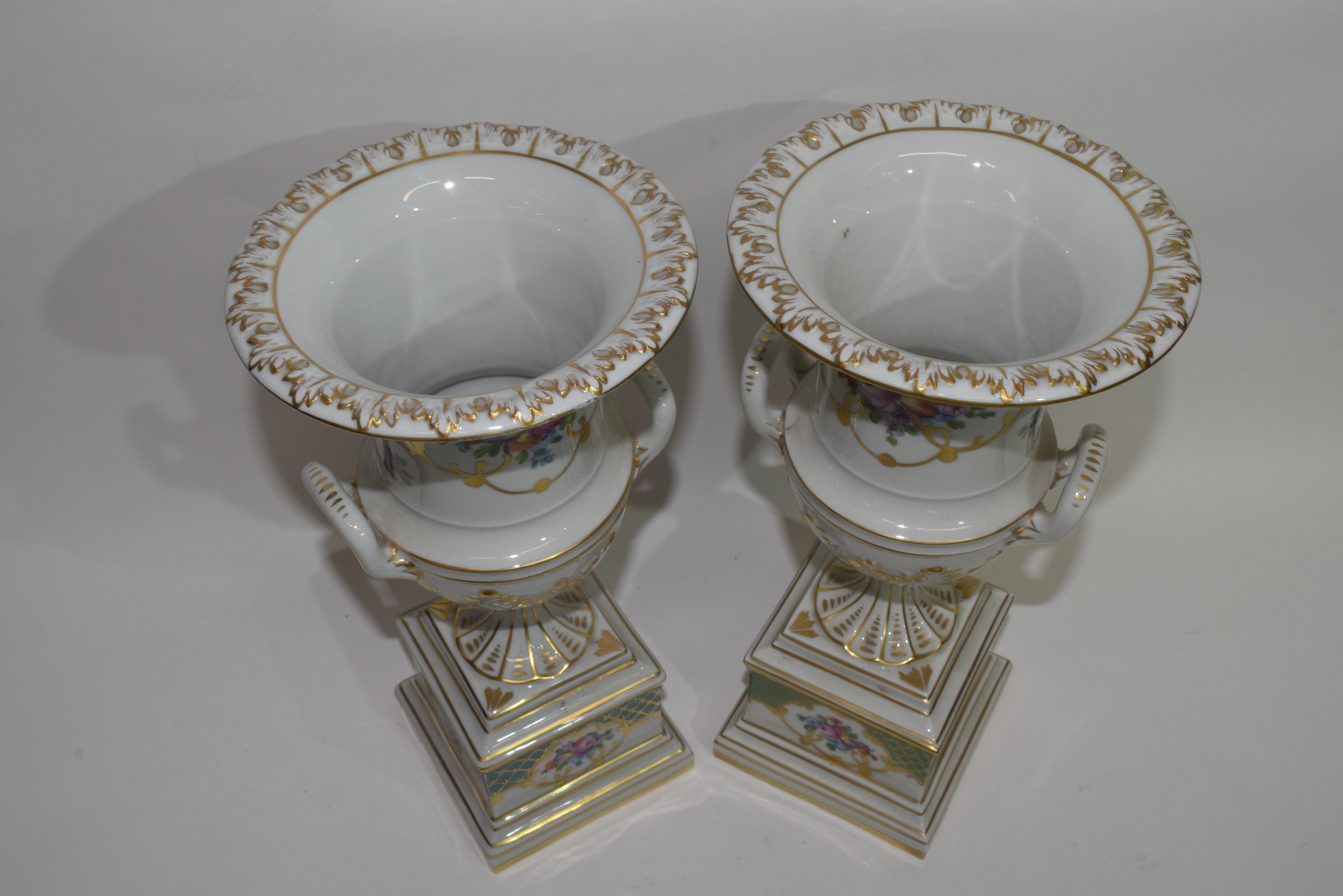 Pair of Continental porcelain vases decorated in Meissen style with floral sprays, 30cm high (2) - Image 3 of 3