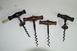 Small plastic bag containing vintage corkscrews, some with wooden handles, one Hewshall type (qty)