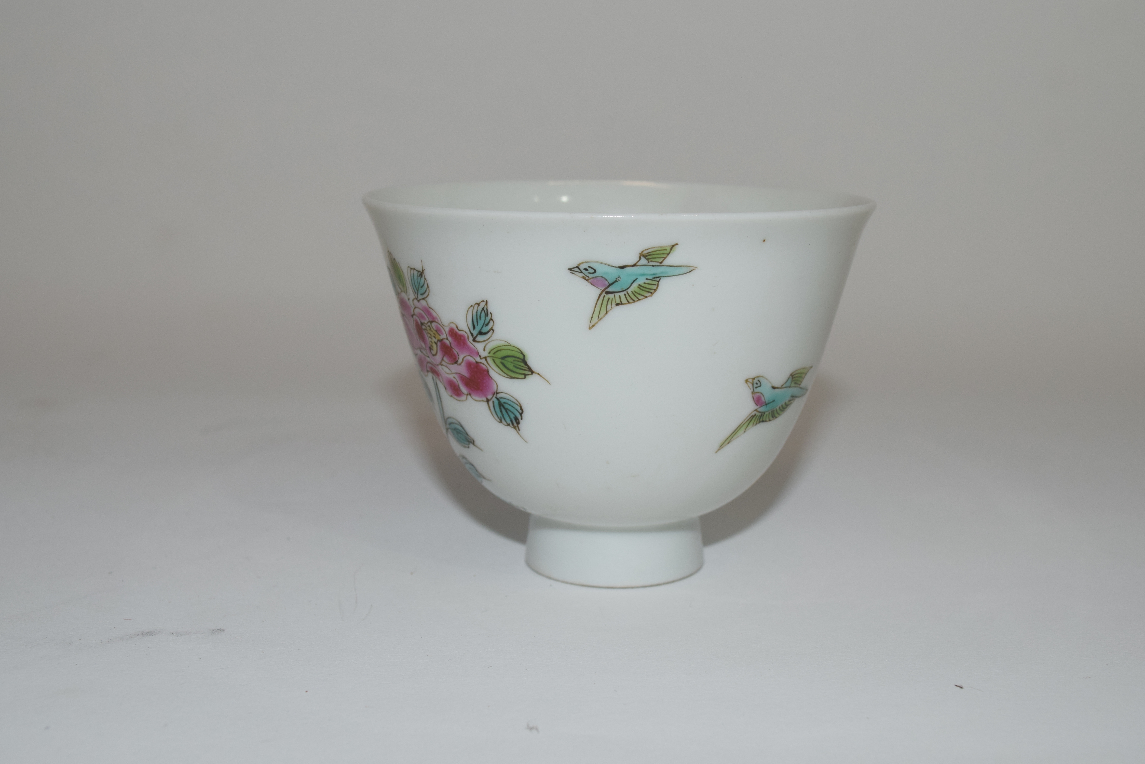 Small Chinese porcelain bowl with famille rose design of flowers, 6cm high - Image 2 of 2