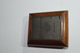 Ransomes patent travelling inkwell manufactured by De la Rue & Co in wooden case