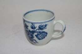 18th century English porcelain cup with printed design in Worcester style, possibly Lowestoft, 6cm