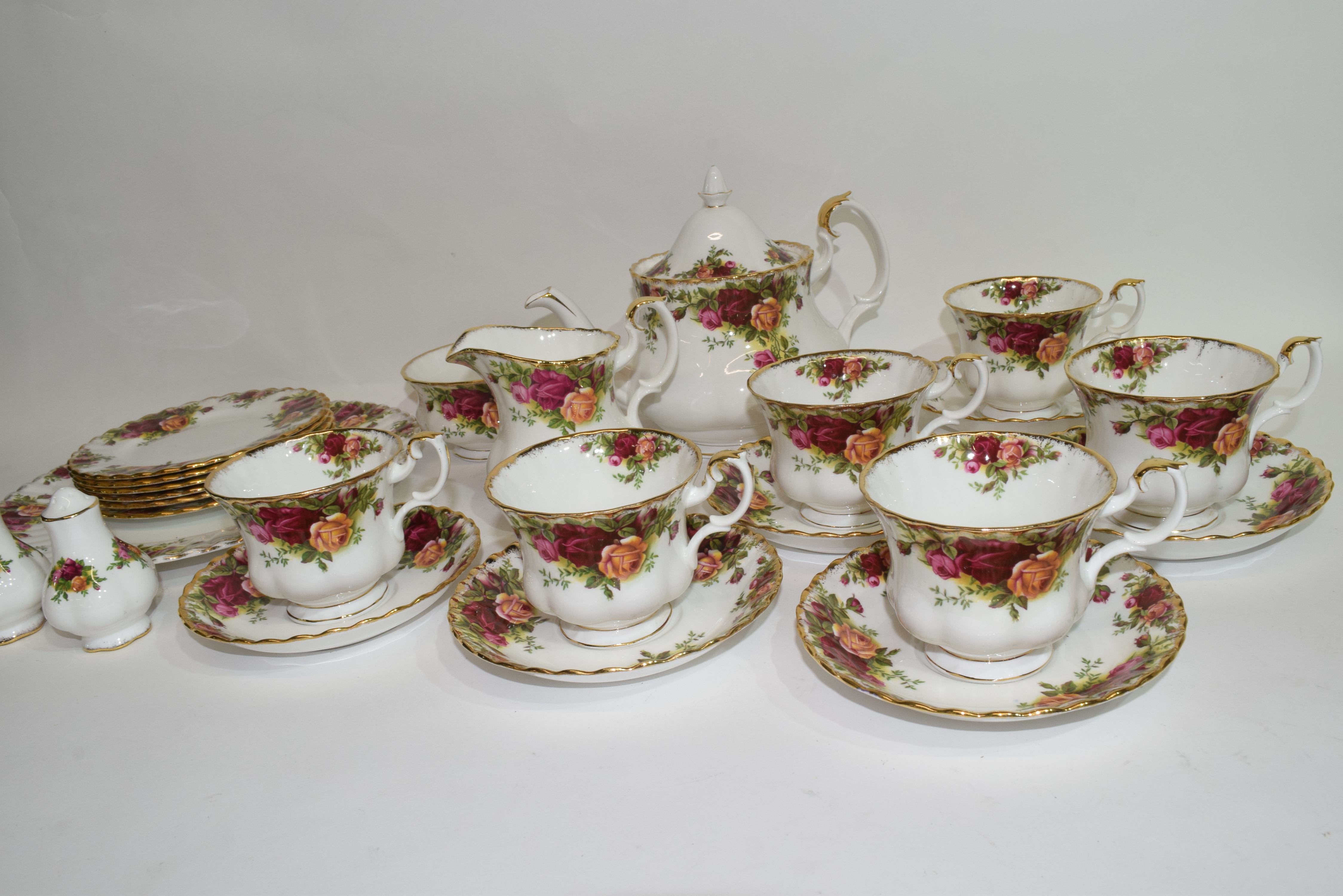 Royal Albert tea set in the Old Country Roses pattern comprising tea pot, milk jug, sugar bowl, - Image 2 of 2