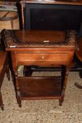 MID-20TH CENTURY OAK HALL TABLE WITH SINGLE DRAWER AND CARVED DETAIL, 71CM WIDE