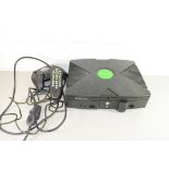 X-BOX GAMES CONSOLE AND CONTROL