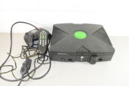 X-BOX GAMES CONSOLE AND CONTROL