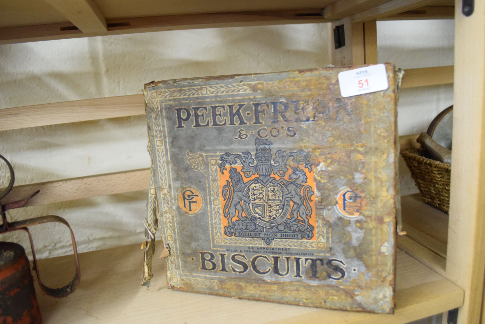 Vintage biscuit tin for Peek Frean & Co - Image 2 of 2