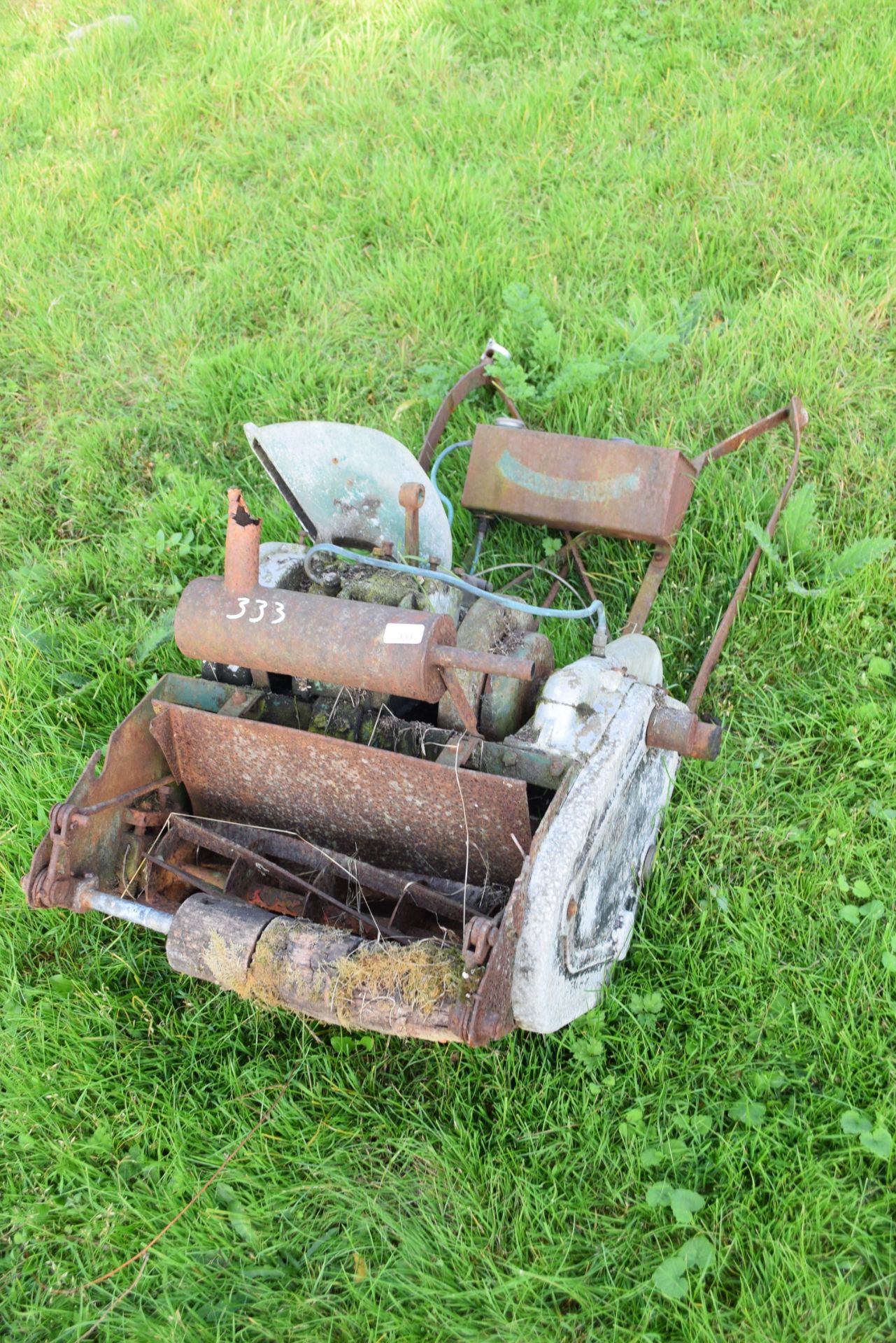 Vintage Ransomes Ipswich lawnmower