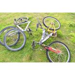 Generator gents mountain bike together with a further Townsend gents bike and an additional wheel
