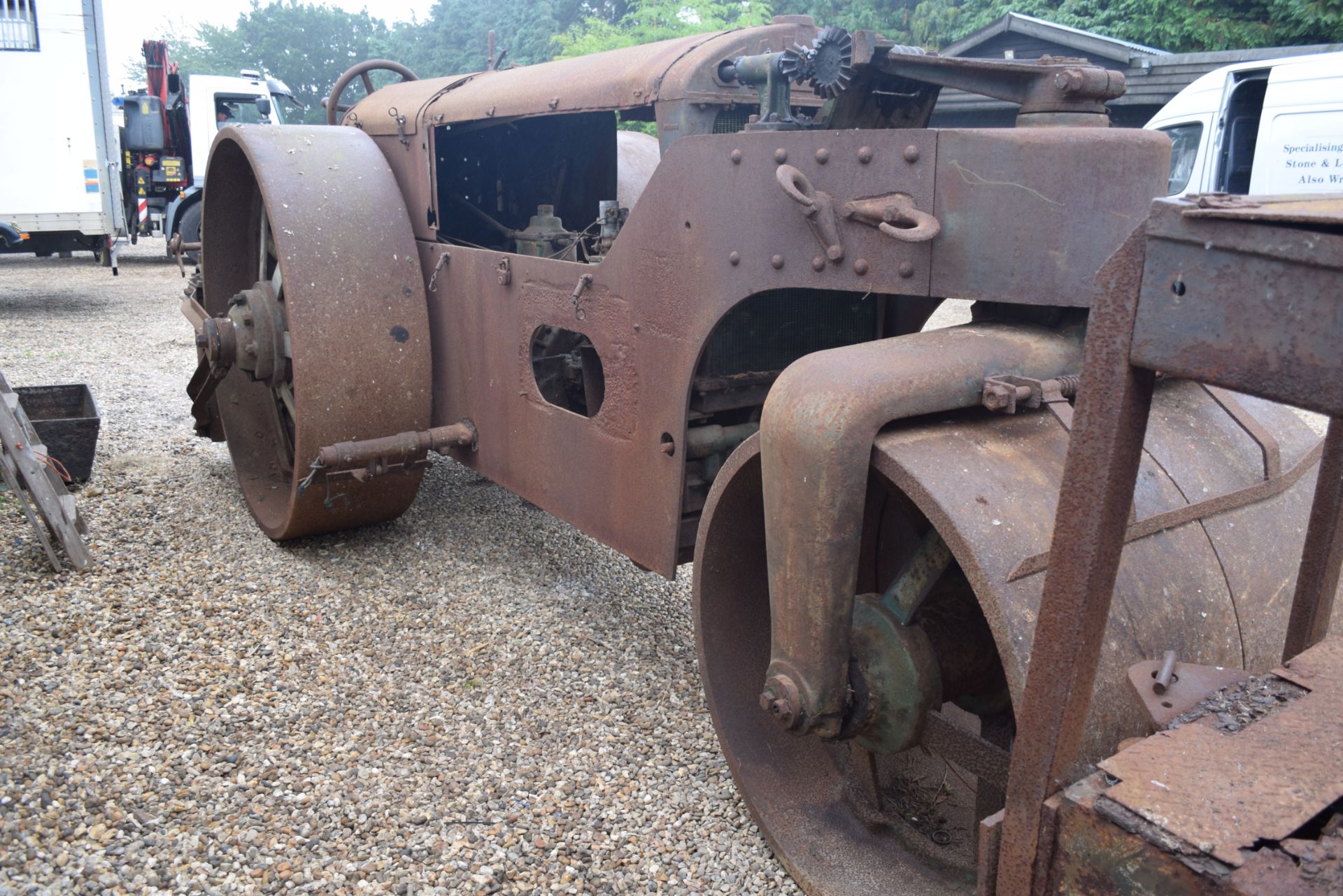 1940's GALION CHIEF 10ton ROLLER MODEL R WITH LEVELER - Image 13 of 23