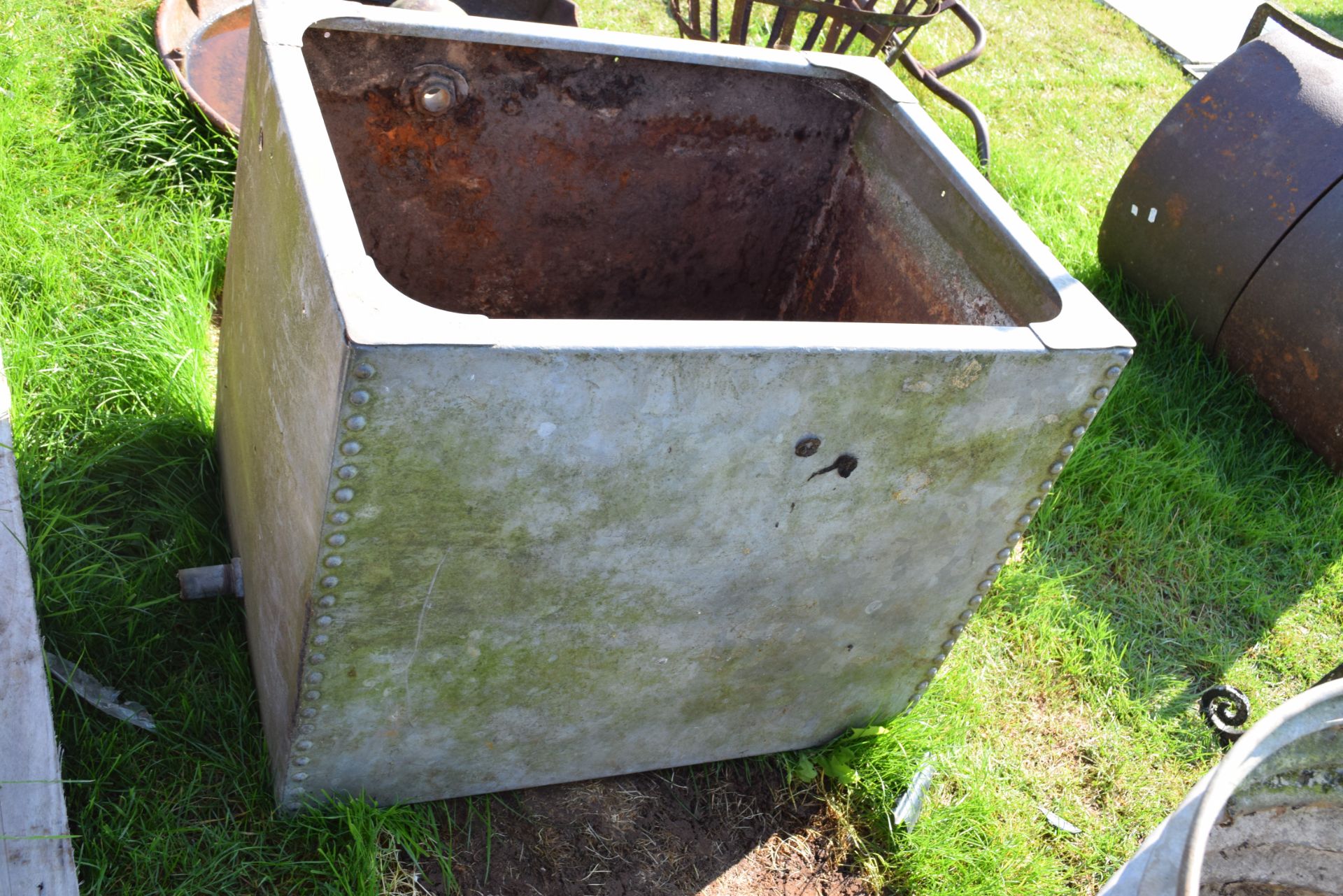 Galvanised water tank