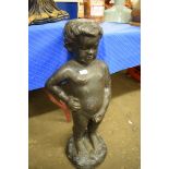 Heavy cast bronzed metal statue of urinating boy, height approx 84cm