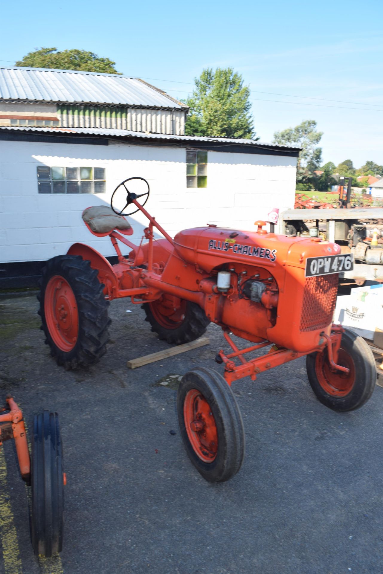 Allis Chalmers model B tractor - Image 3 of 4