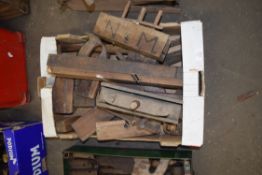 Box of various block planes