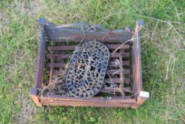 Cast iron fire grate, 48cm wide