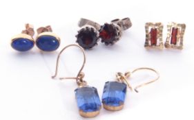 Mixed Lot: pair of 9ct gold and lapis lazuli earrings, a pair of garnet earrings in white metal