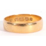 22ct gold wedding ring, plain polished design, Birmingham 1901, 3.4gms, size O