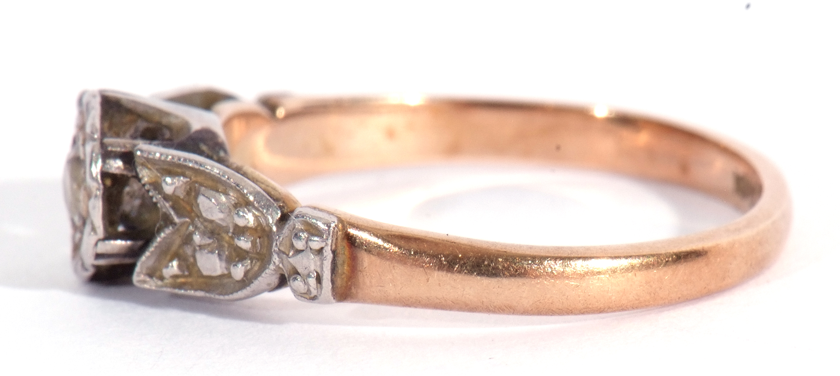 Diamond single stone ring featuring a small old cut diamond in illusion setting raised between - Image 2 of 6