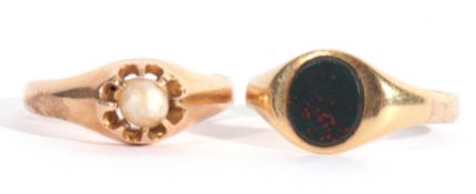 Mixed Lot: two yellow metal ring, a gents signet ring with a bloodstone panel, together with a