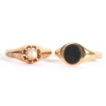 Mixed Lot: two yellow metal ring, a gents signet ring with a bloodstone panel, together with a