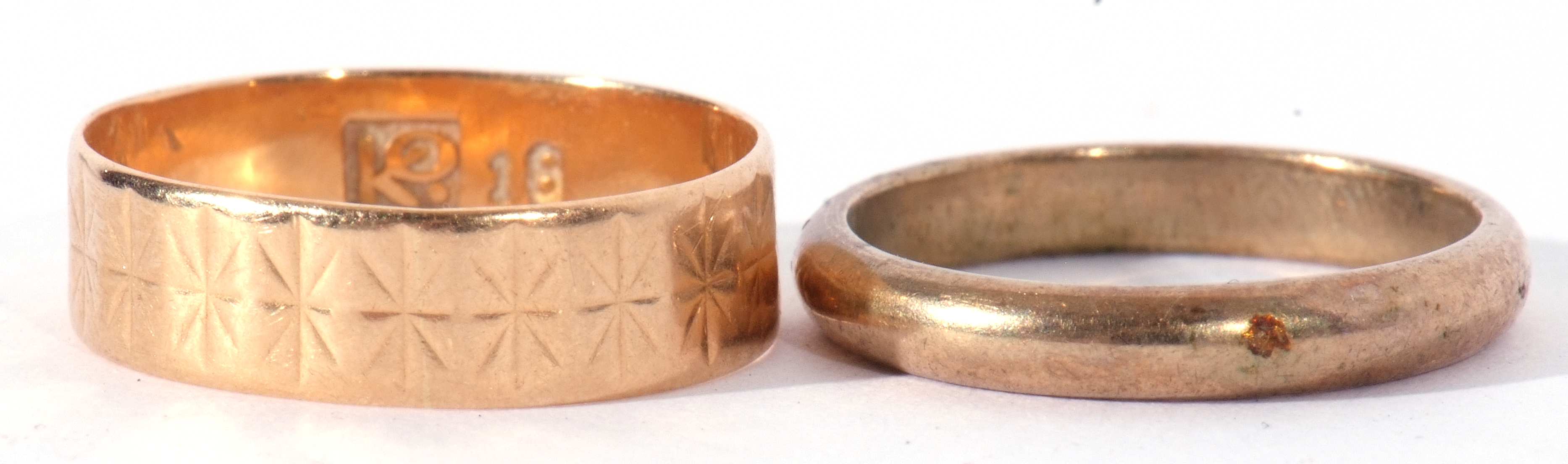 9ct gold wedding ring of plain polished design, 2.3gms, together with an 18ct stamped band, g/w 2. - Image 2 of 4