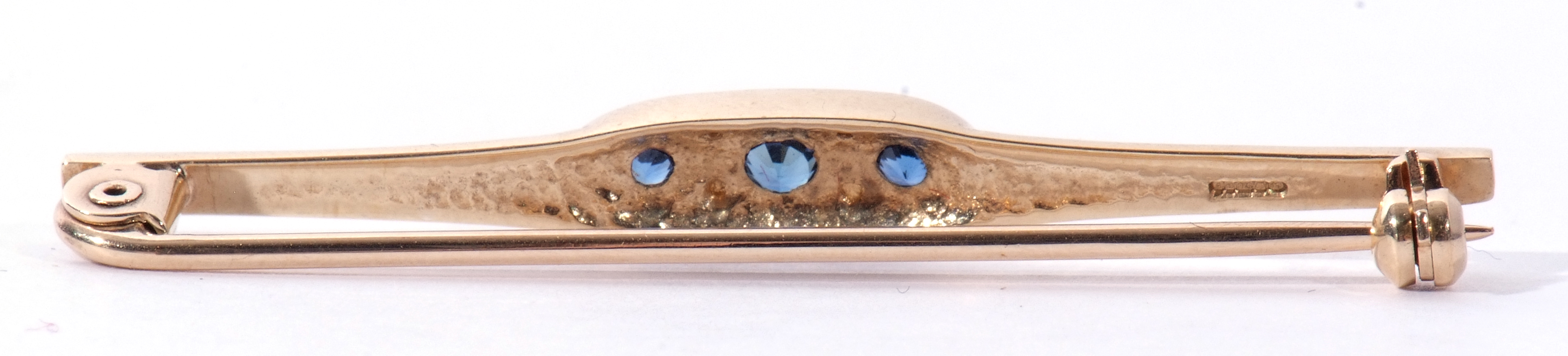 Mixed Lot: A 9ct gold sapphire and diamond brooch, 5 cm long together with a 9ct gold sapphire and - Image 4 of 7