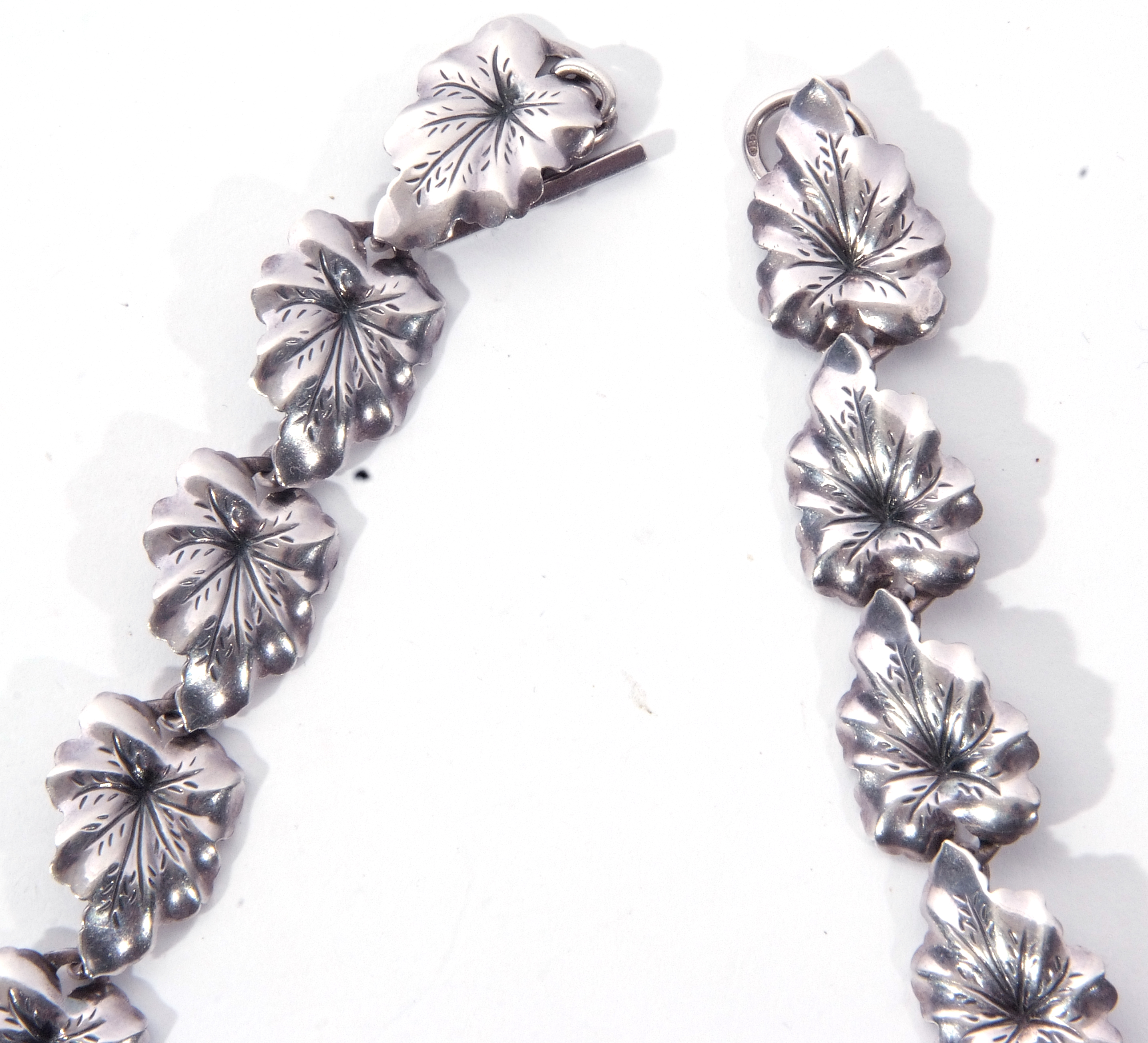 Danish sterling N E From necklace: a design featuring nineteen articulated pressed leaf design - Image 4 of 5