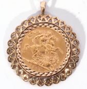 Elizabeth II sovereign dated 1966, framed in a 9ct pendant mount, 12.2gms g/w