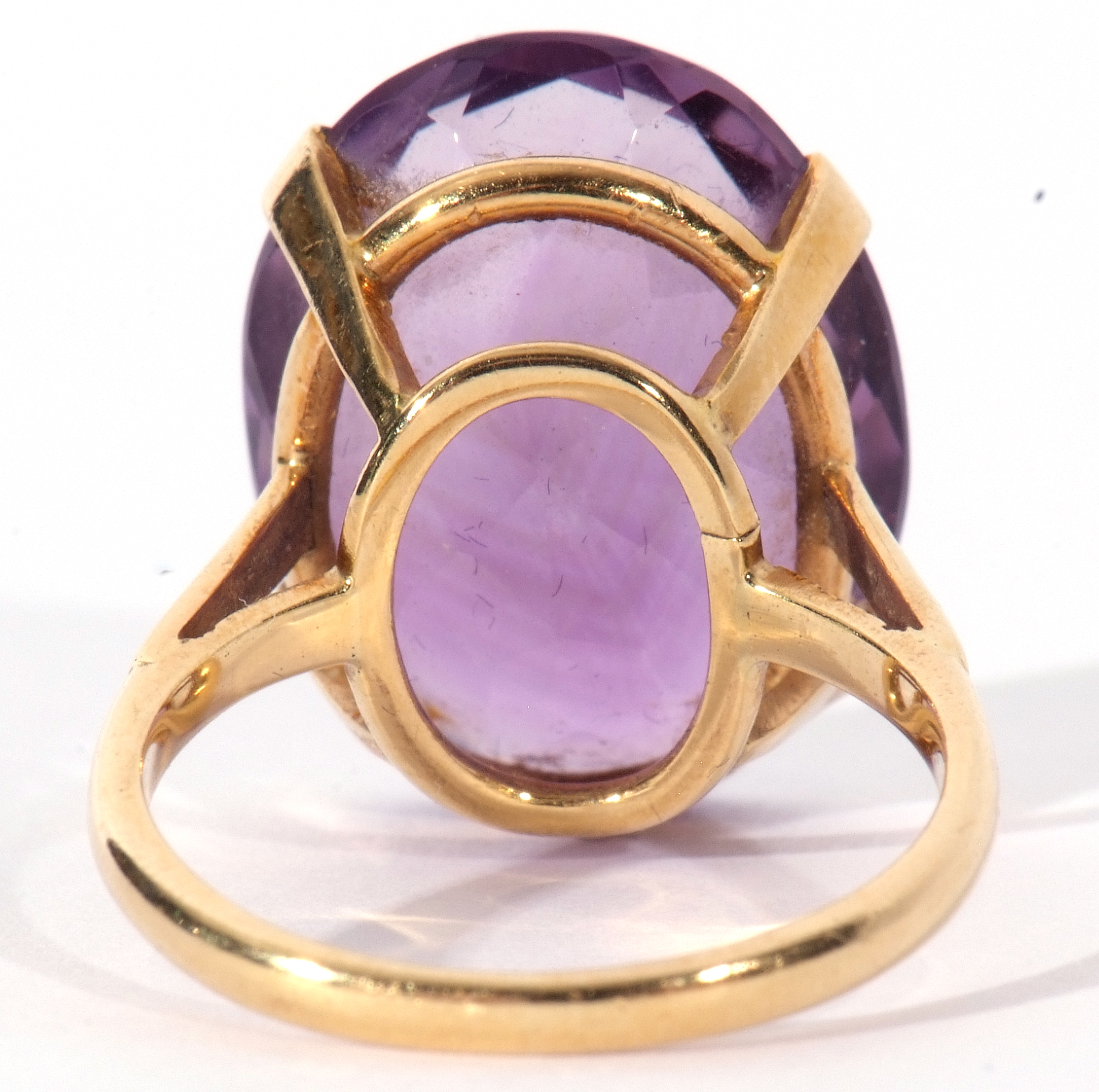 Large amethyst dress ring, the oval faceted amethyst 20 x 15mm, four claw set in a basket mount, - Image 3 of 5
