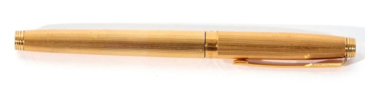 Gold plated Parker fountain pen made in France, 14k Parker nib, cartridge fill, 13cm long