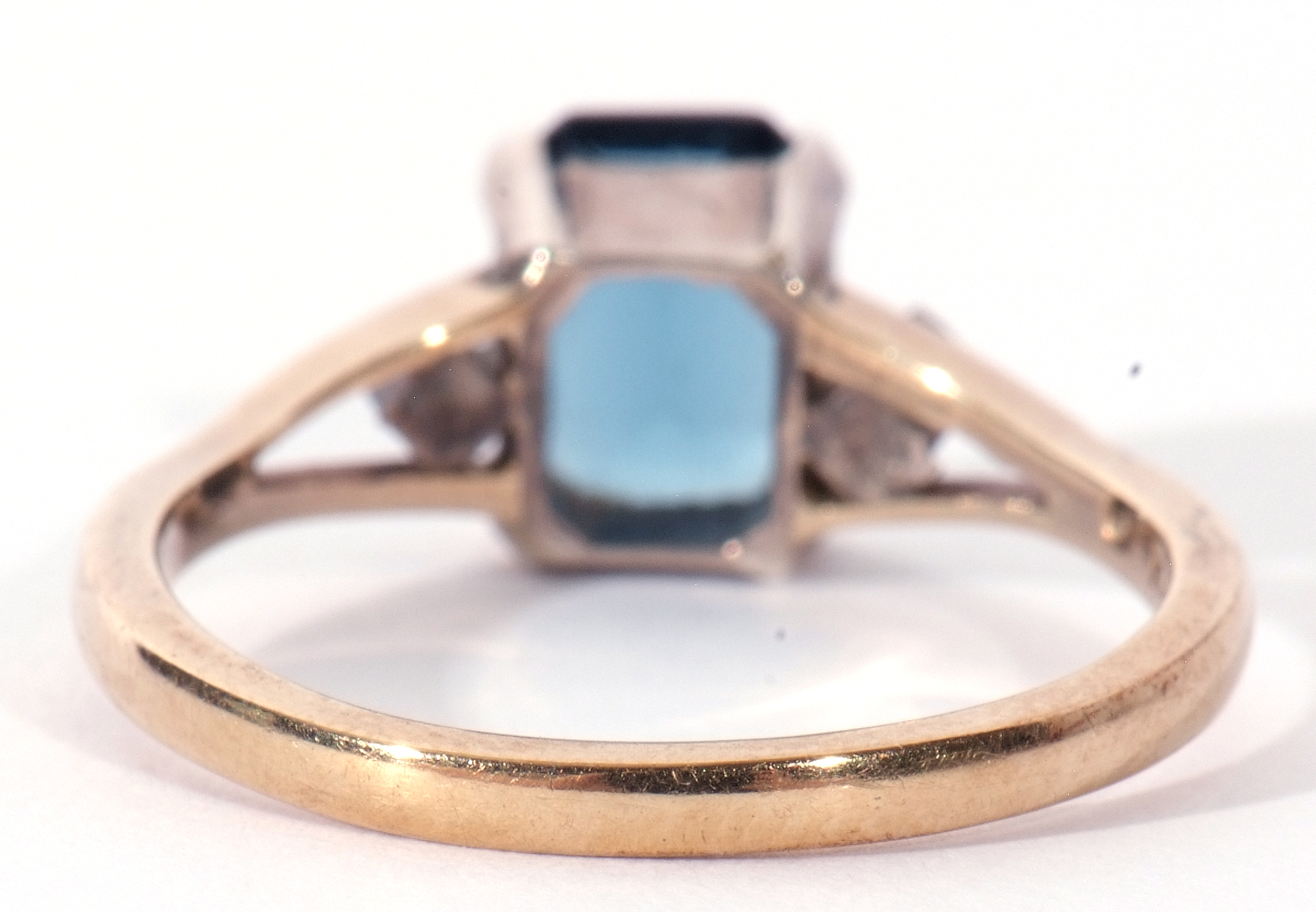 Modern blue stone ring set between two marcasite set shoulders, stamped 9ct and silver, size N - Image 5 of 7