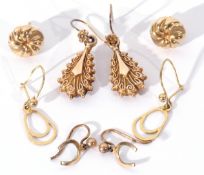 Mixed Lot: pair of 9ct gold fan shaped earrings, a pair of 9ct gold floral design earrings, together